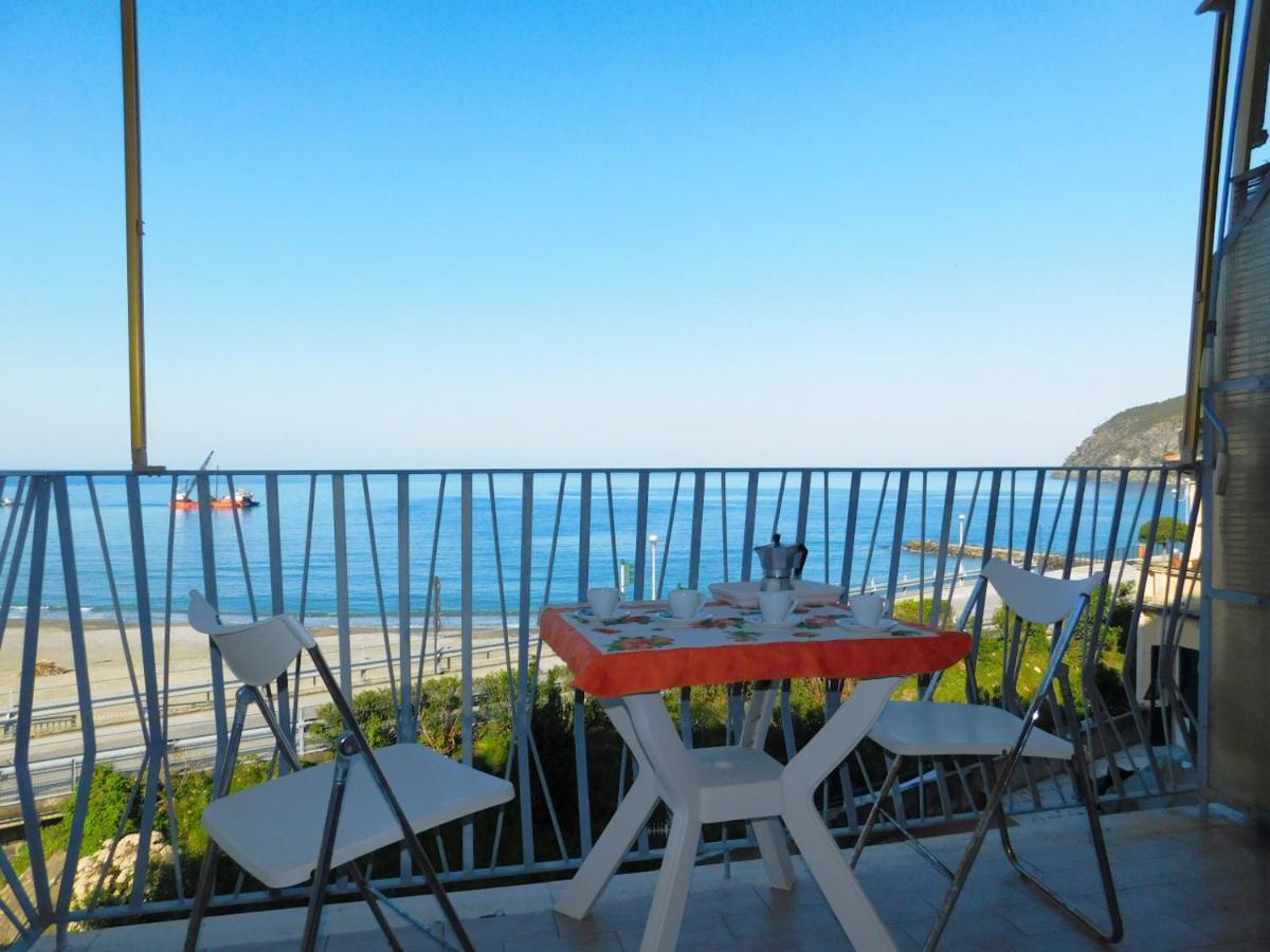 Bilocale Con Favolosa Vista Mare Levanto Exterior photo